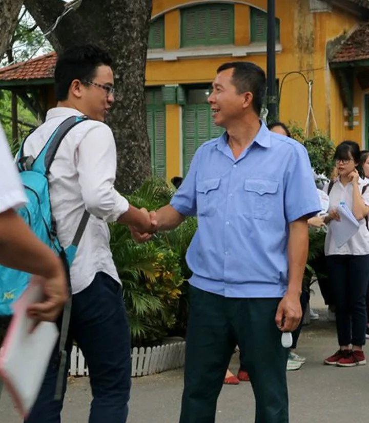 Cần tuyển bảo vệ trường học đi làm ngay, lương cao