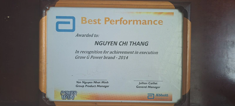 Bằng cấp của Nguyễn Chí Thắng