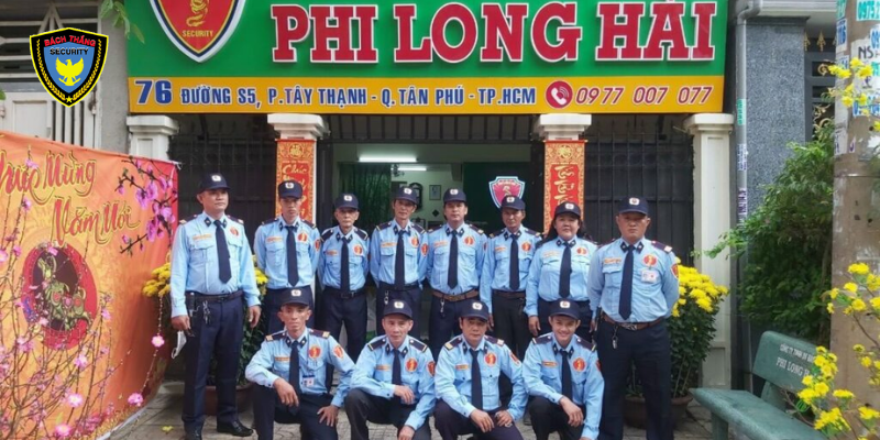 Công Ty Bảo Vệ Quận Tân Phú Bách Thắng Uy Tín, Tận Tâm 5 Bảo vệ Phi Long Hải tự tin với dịch vụ chuyên nghiệp